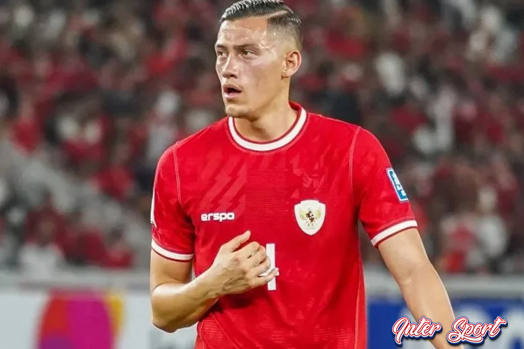 Pertarungan Taktis: Tijjani Reijnders vs Jay Idzes