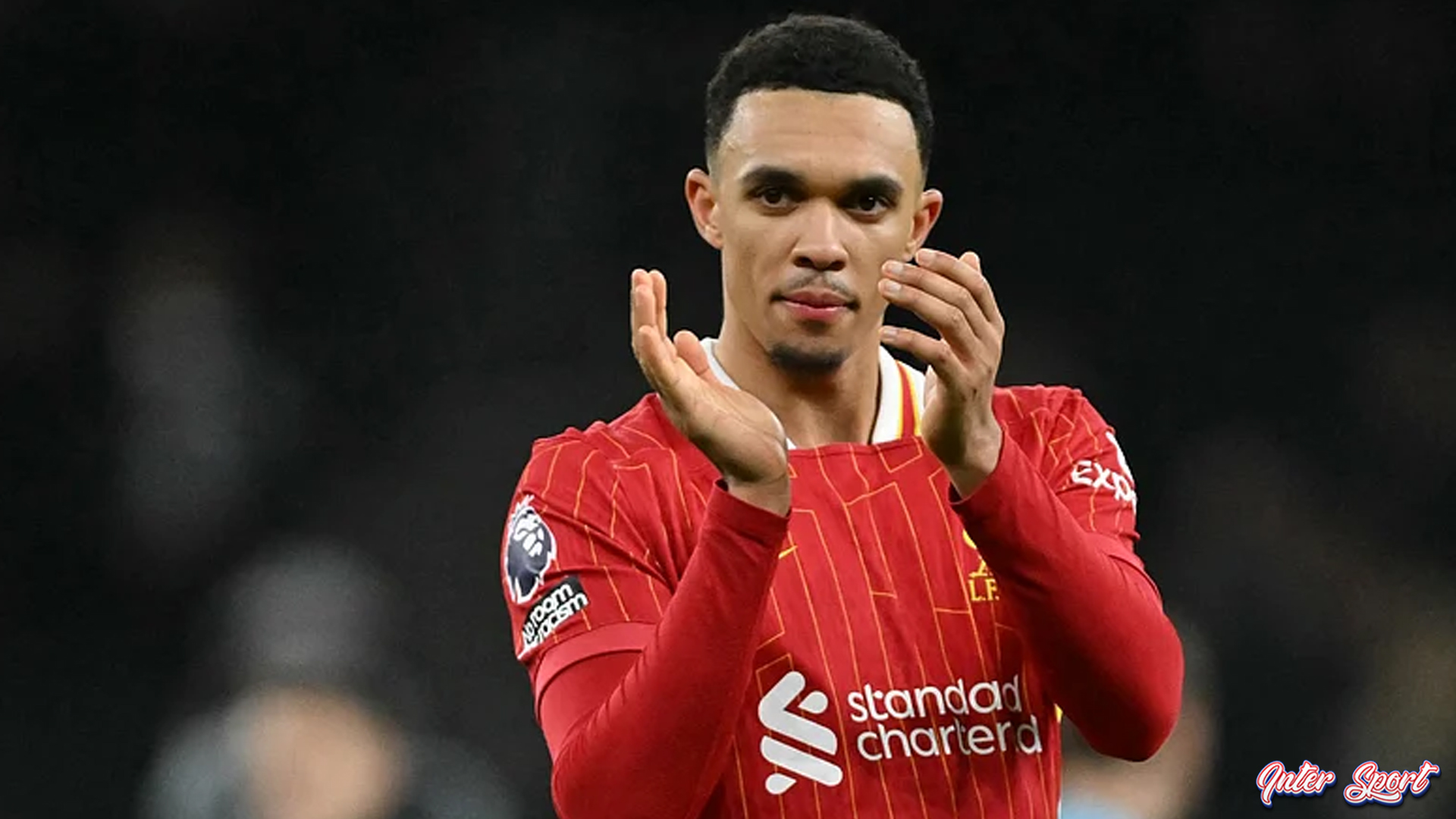 Trent Tinggalkan Liverpool? Carragher Pahami Rasa Kecewa Fans