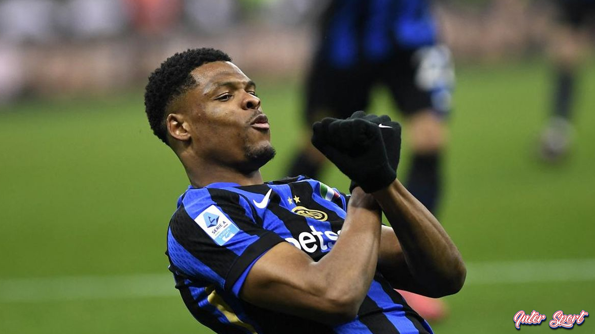 Denzel Dumfries dan 3 Harapan Utama Agar Tetap di Inter Milan