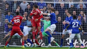 Bek Liverpool 1 Pukulan Derby untuk Perpisahan 2 Legenda